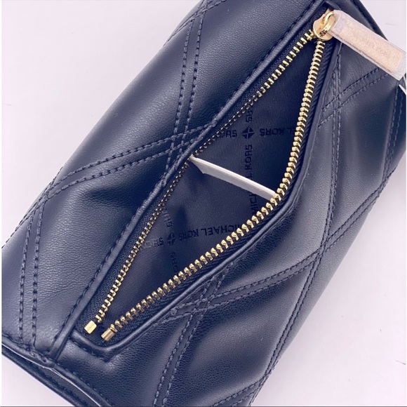 Michael Kors Trifold Wallet Black - Picture 8 of 11